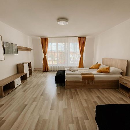 Paularooms Oradea Ngoại thất bức ảnh